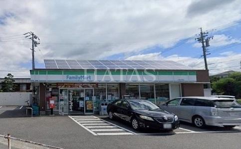 コンビニ　ファミリーマート　小垣江西店（コンビニ）まで600m