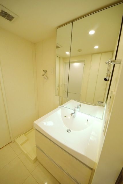 洗面設備　別部屋参考写真