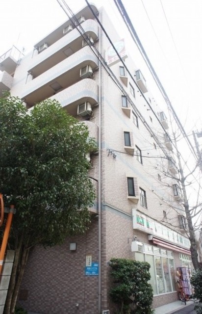 建物外観　６階建ての賃貸マンション