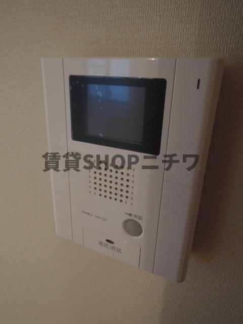 セキュリティ　★来客者が一目で分かるカラーモニターホン★