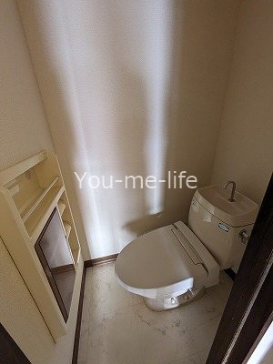 トイレ　※別部屋参考写真