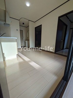 居室・リビング　※別部屋参考写真