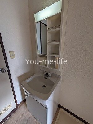 洗面設備　※別部屋参考写真