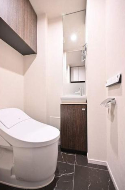 トイレ　コンパクトで使いやすいトイレです