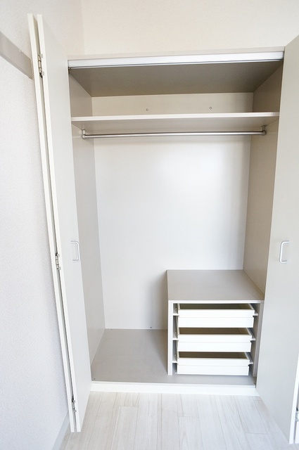 収納　参考写真（同建物別部屋のものです）