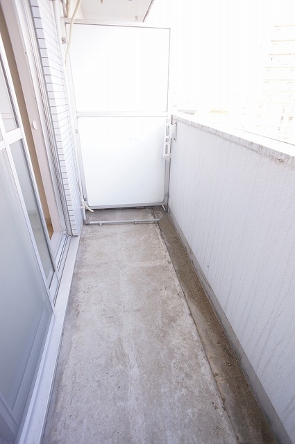 バルコニー　参考写真（同建物別部屋のものです）