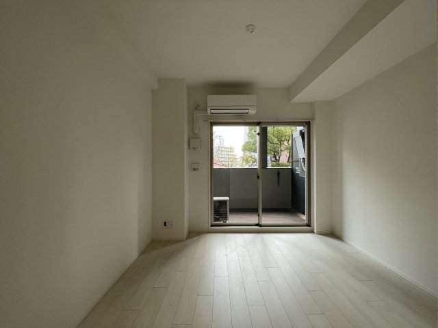 居室・リビング　この写真は同マンションの他のお部屋のものです