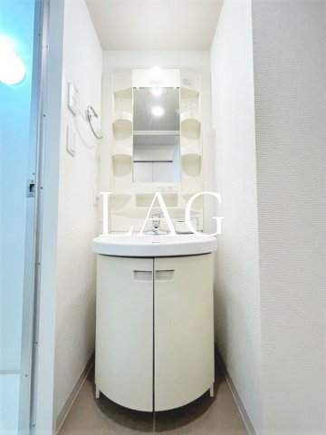 洗面設備　洗面台です。