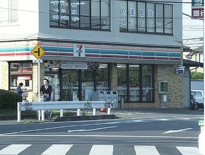 コンビニ　セブンイレブン座間入谷3丁目店（コンビニ）まで347m