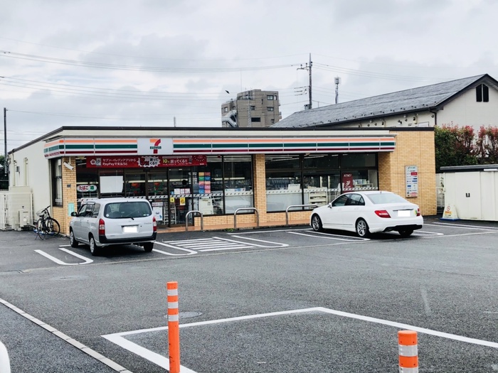 コンビニ　セブンイレブン　東町4丁目店（コンビニ）まで180m