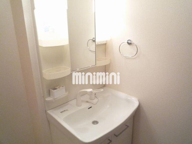 洗面設備　同物件別室のお部屋の写真です