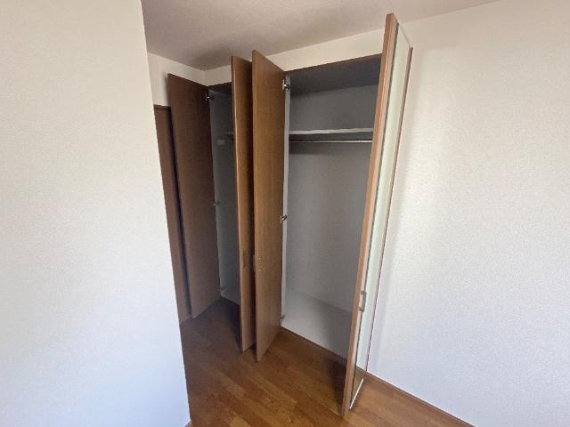 収納　洋室クローゼット