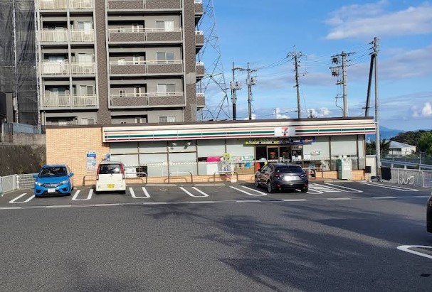 コンビニ　セブンイレブン広島井口台1丁目店（コンビニ）まで211m