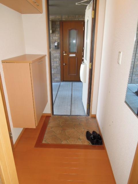 玄関　イメージ写真（他の部屋の写真です）