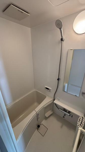 バス・シャワールーム　※前回入居前の写真です。