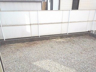 庭　簡単な家庭菜園も楽しめるお庭です