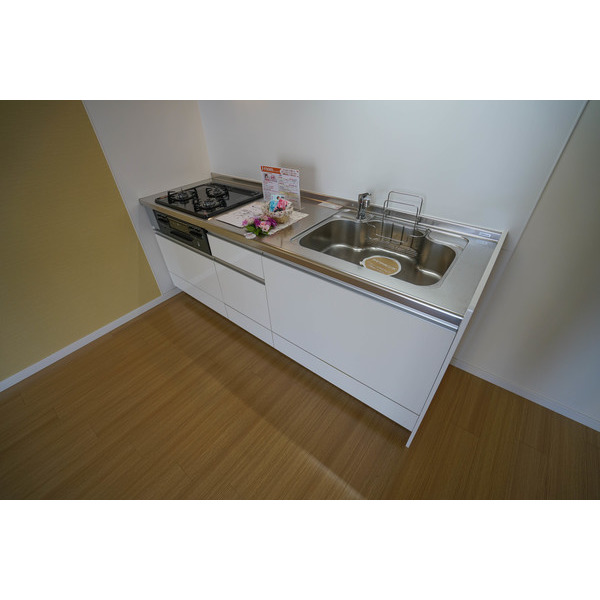 キッチン　同じ建物の別なお部屋