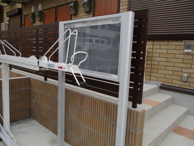 ロビー　掲示板