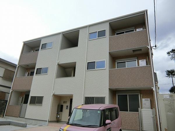 建物外観　全室角部屋です！