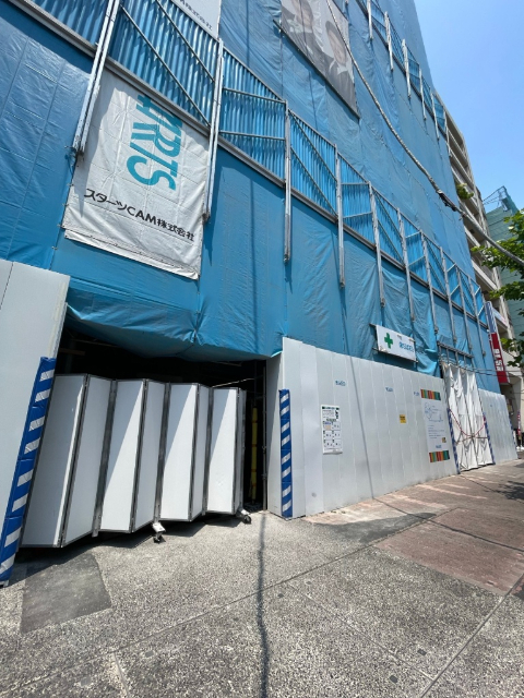 建物外観　建物南側　建設中です。