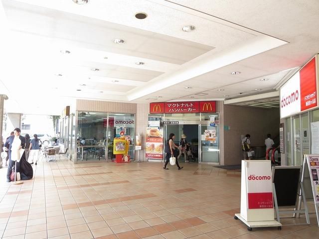 飲食店　マクドナルド（飲食店）まで588m