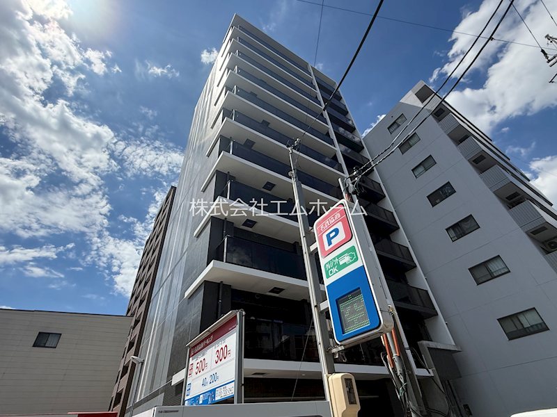 建物外観　光インターネット無料　宅配BOX　防犯カメラ　オートロック