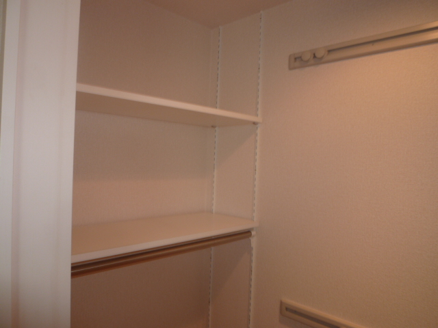 収納　別の部屋の写真です
