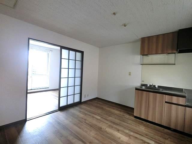 居室・リビング　DK8帖