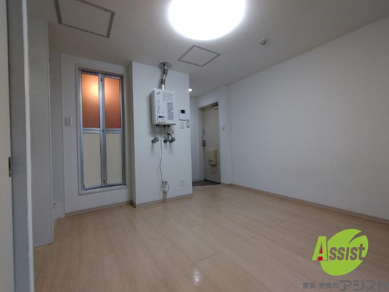 居室・リビング　広くてキレイなお部屋が広がっていて、充実した生活が送れそう。