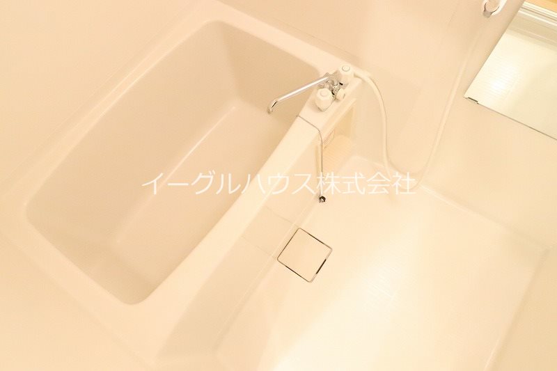 バス・シャワールーム　退去予定のため別部屋写真使用