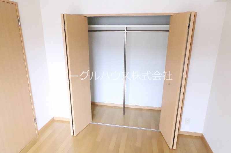 収納　退去予定のため別部屋写真使用