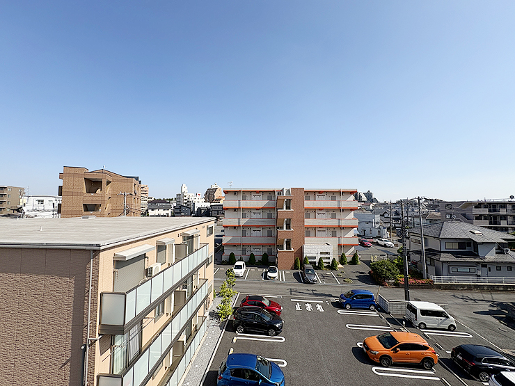 眺望　◇最上階４階からの眺望は大きな建物が無く、風通しも良好です！
