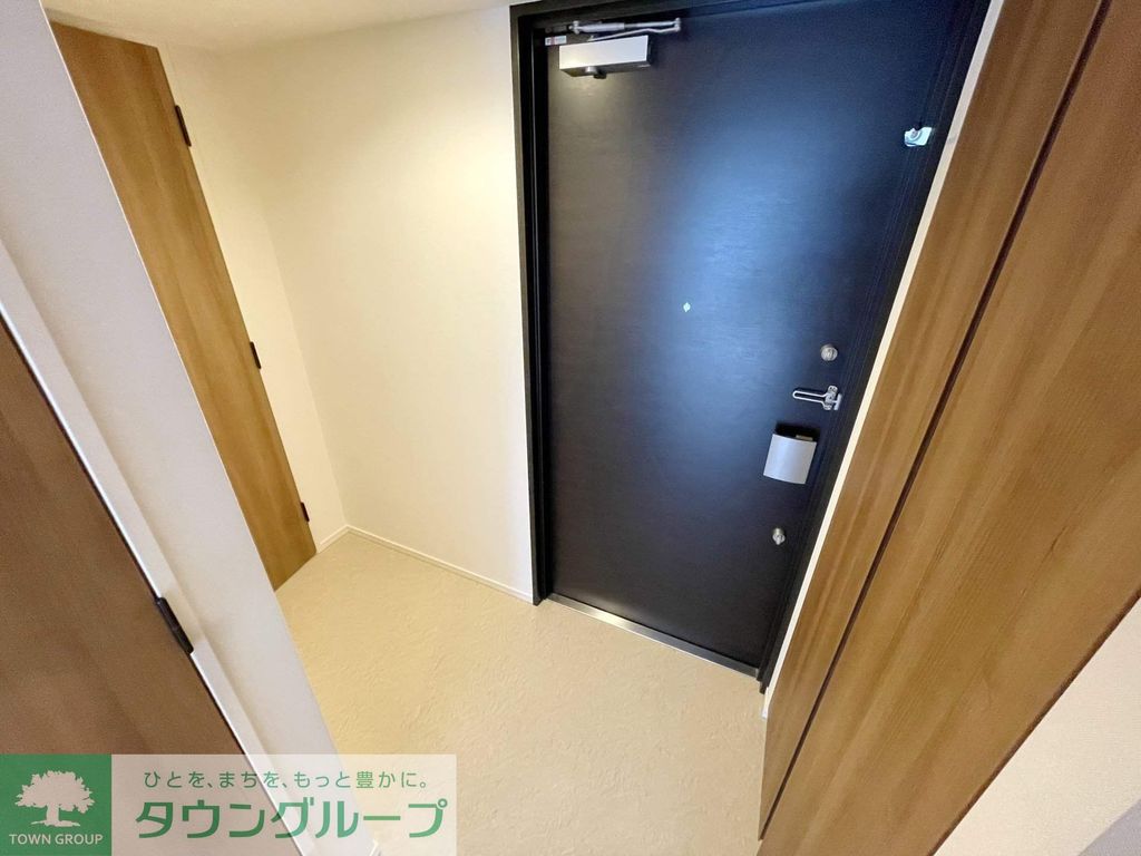 玄関　お問合せは(株)タウンハウジングレジデンス事業部【03-…