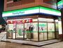 コンビニ　ファミリーマート札幌発寒7条店（コンビニ）まで402m