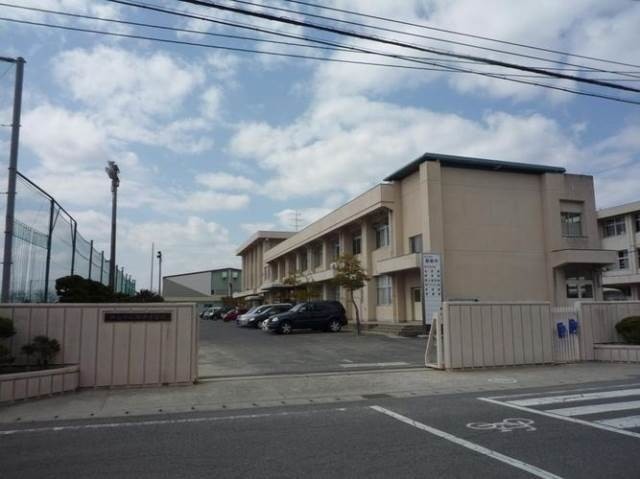 中学校　岡山市立御南中学校（中学校）まで1508m