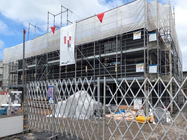 建物外観　建築中