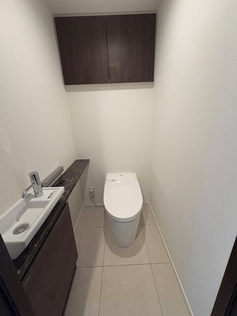 トイレ　落ち着いたトイレです