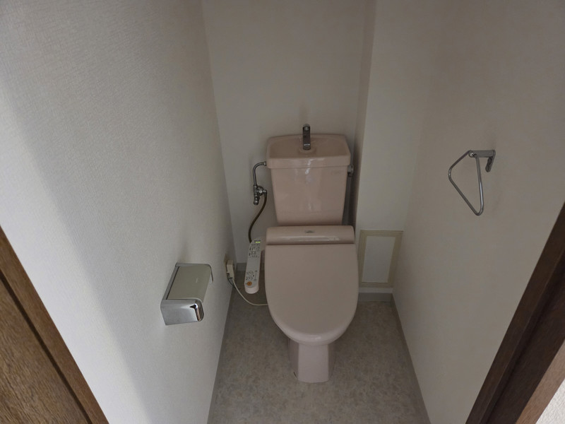 地下鉄烏丸線 丸太町駅 徒歩3分 7階建 築31年のトイレ写真