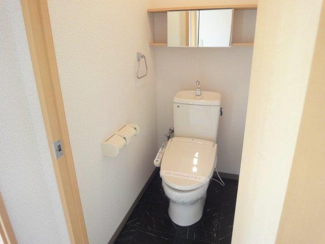 トイレ　シャワー付トイレ