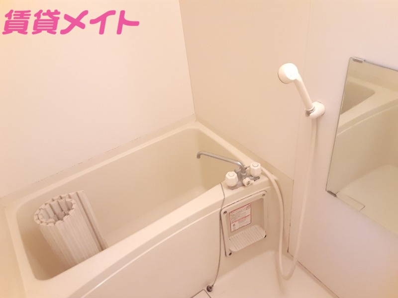 バス・シャワールーム　同型参考写真