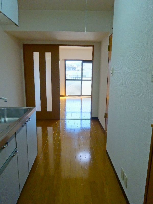 玄関　※同タイプのお部屋です