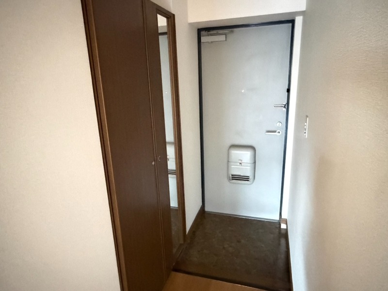 玄関　別号室