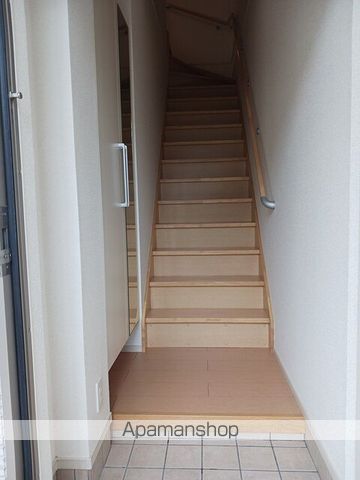 遠州鉄道 上島駅 徒歩9分 2階建 築16年の玄関写真