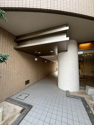 エントランス　毎日通るエントランスはこのようになっています