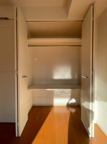 収納　同物件別部屋