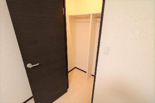 収納　ウォークインクローゼットにより女性の方でも収納が安心！