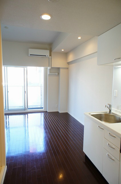 居室・リビング　ゆったりとした広さのあるお部屋です。