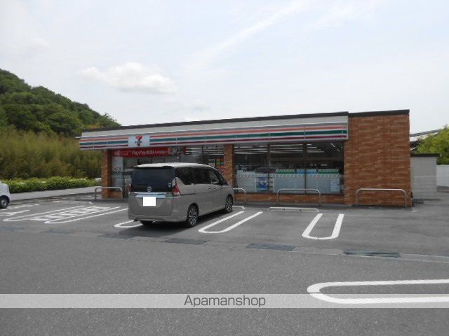 コンビニ　セブンイレブン彦根大堀町店様（コンビニ）まで1300m