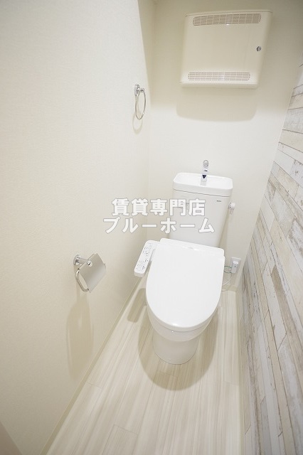 トイレ　ウォシュレット付き！