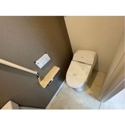 トイレ　別部屋参考写真